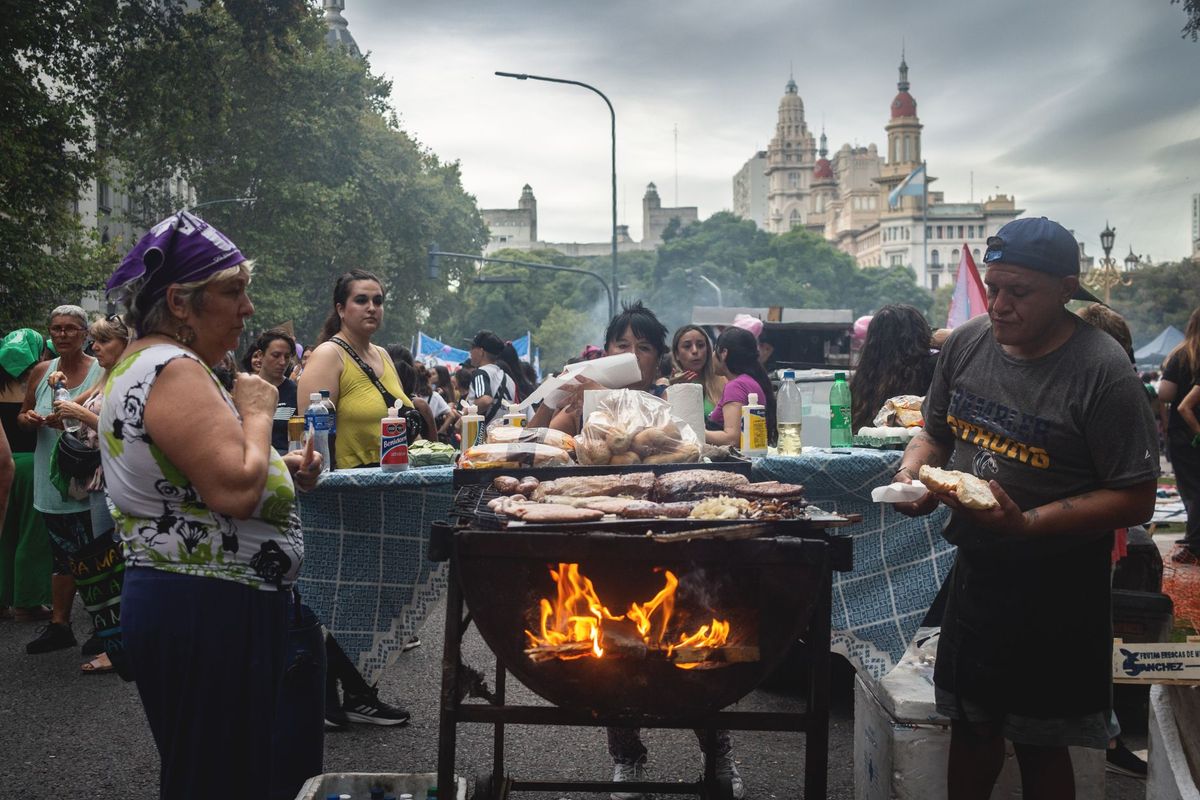 Street grill running during a protest near Plaza de Mayo